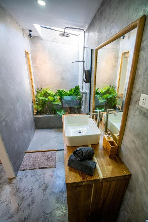 Palayan Villa - Villa With Views, Garden And Pool El Nido Exterior foto
